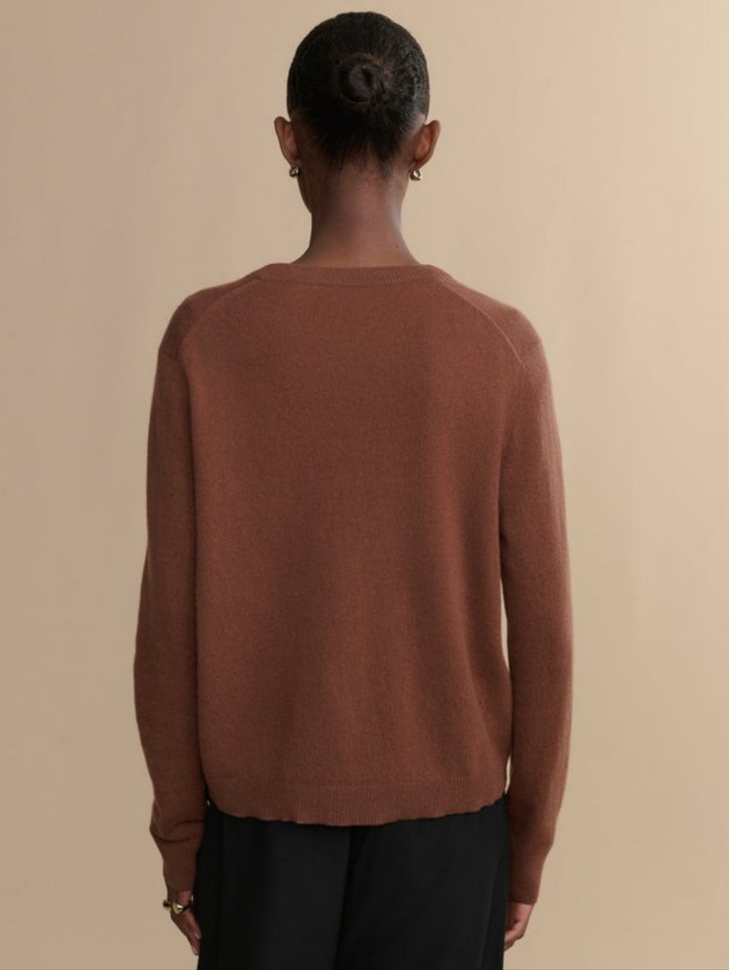 Jenni Kayne Brown Flynn 100% Cashmere V-Neck Classic Sweater Size Large Flawed — image 3 of 8
